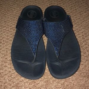 EUC Navy Rhinestone Fitflops Size 9